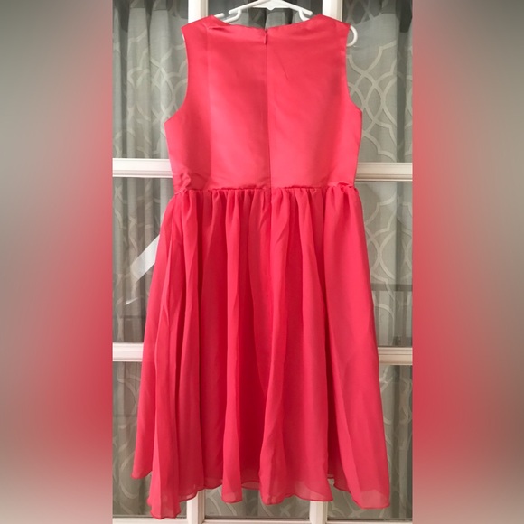 NEW! Coral size 10-11 yr girls 3D flower dress, new in bag sent from Amazon - Picture 3 of 10